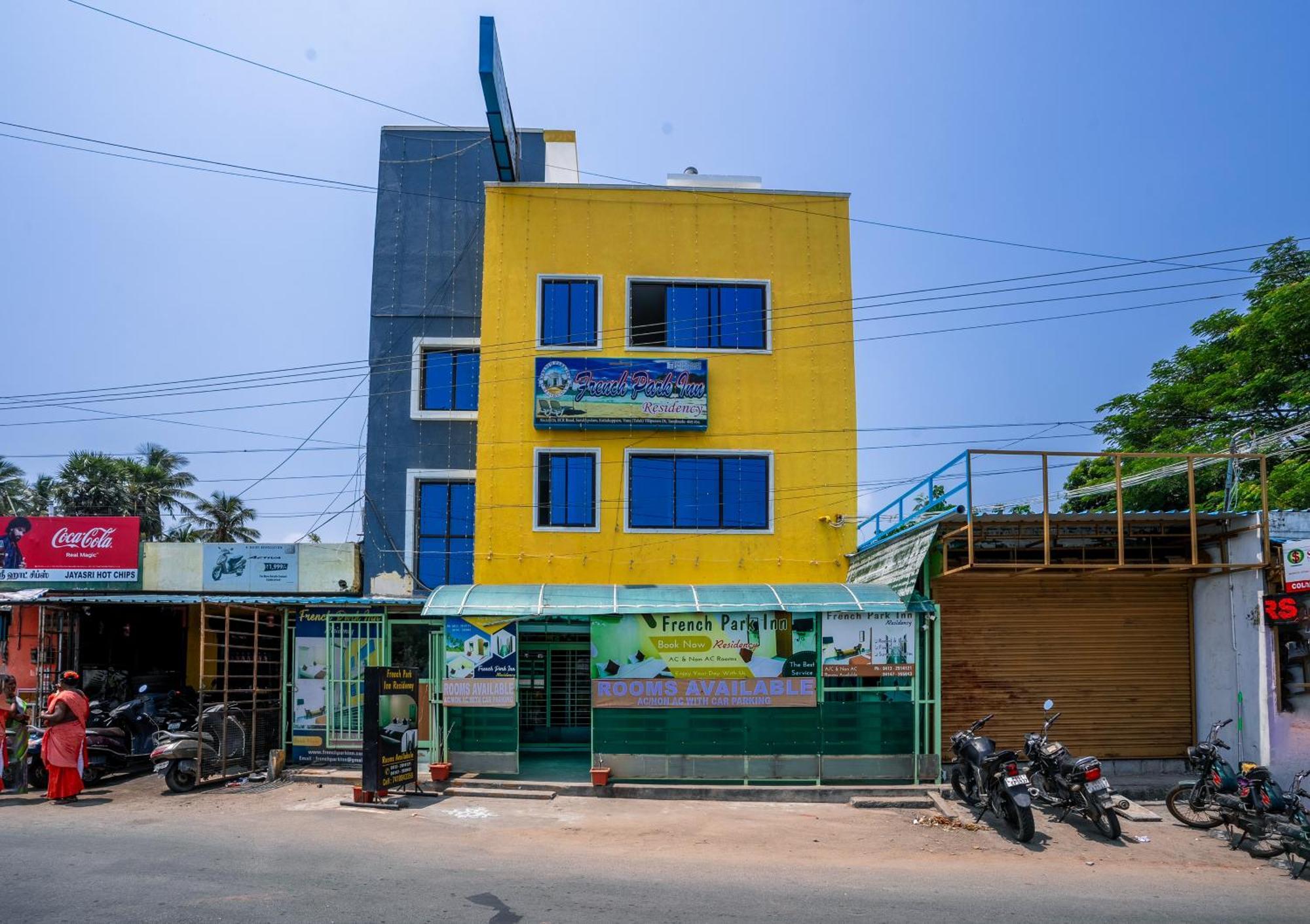 French Park Inn 蓬蒂切里 外观 照片